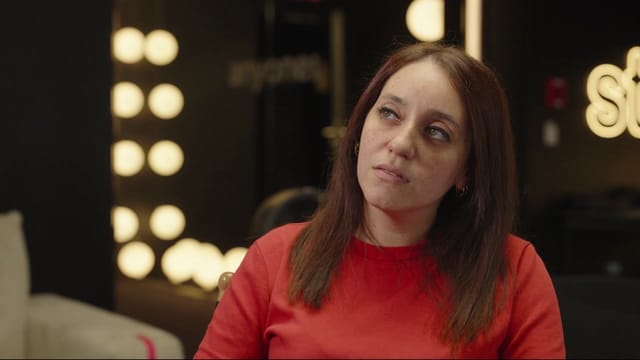 Comédienne au Studio Anyone